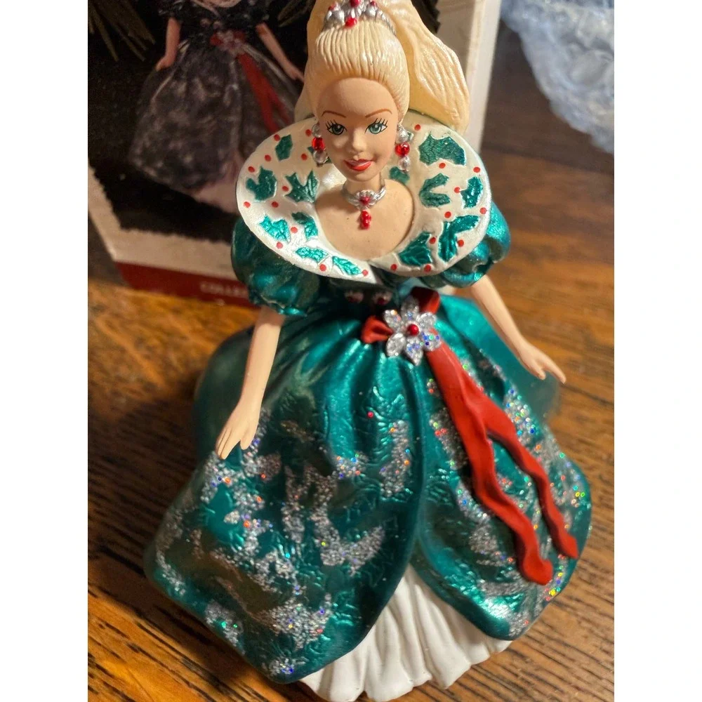 Hallmark Keepsake‎ Ornament 1995 Holiday Barbie Collector Series 3rd Edition Box